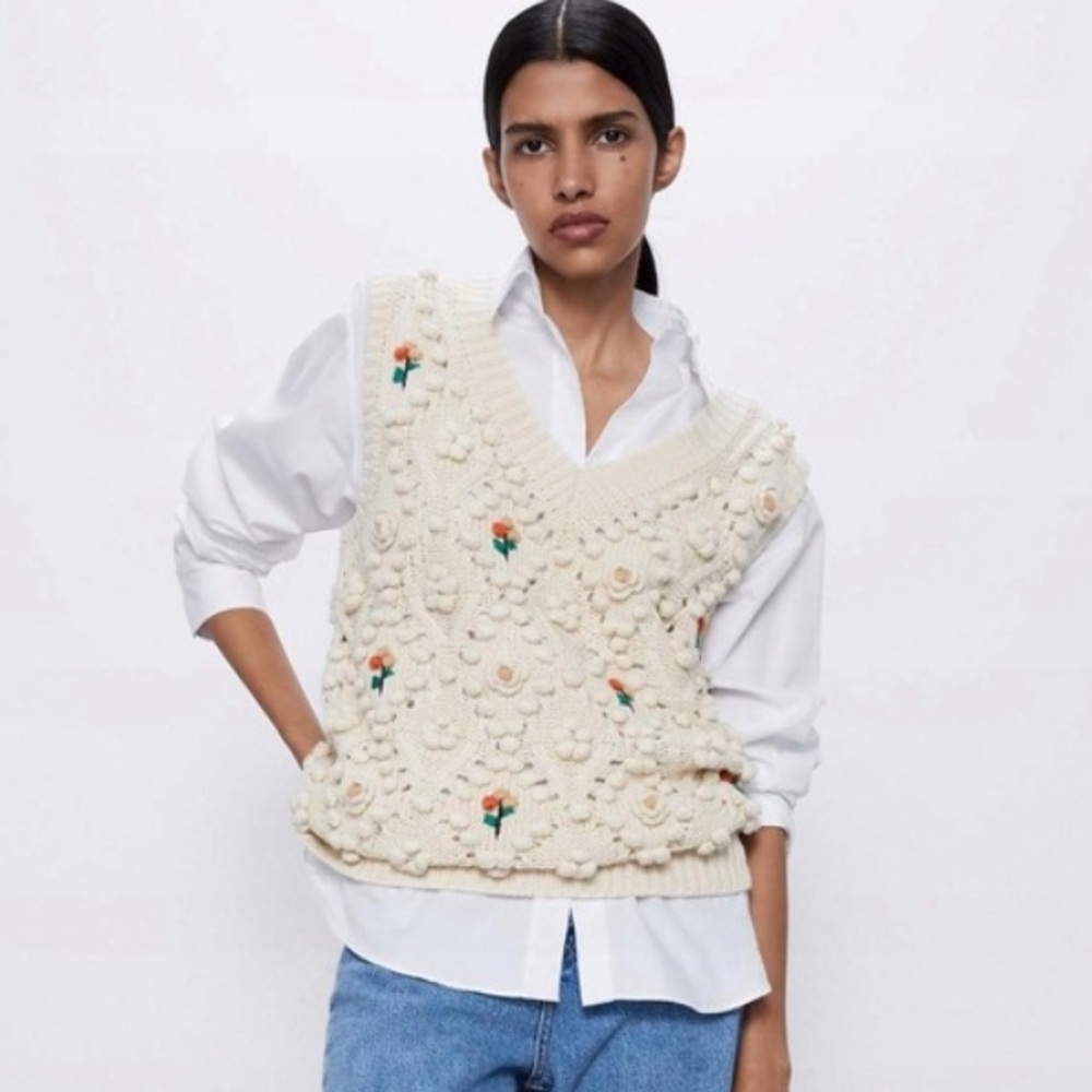 Zara Bobble Knit Embroidered Sweater Vest Size S